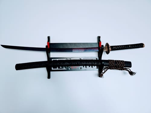 Customer photo review of Handmade Red Blade Japanese Sword Folded Damascus Steel Katana