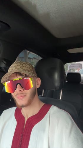 Customer photo review of WHITE MAROON MOROCCAN THOBE