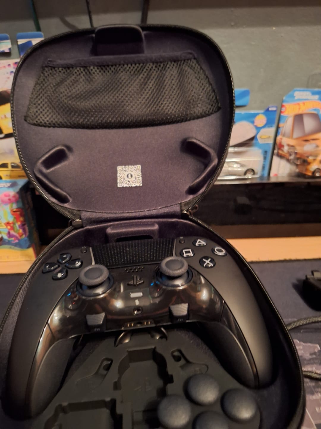 Customer photo review of PlayStation 5 (PS5) DualSense Edge Wireless Controller - Midnight Black