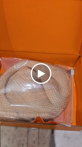 Customer video review of Virgin XO Invisible Weft with PU Hole Hair Extensions Platinum Blonde #1000