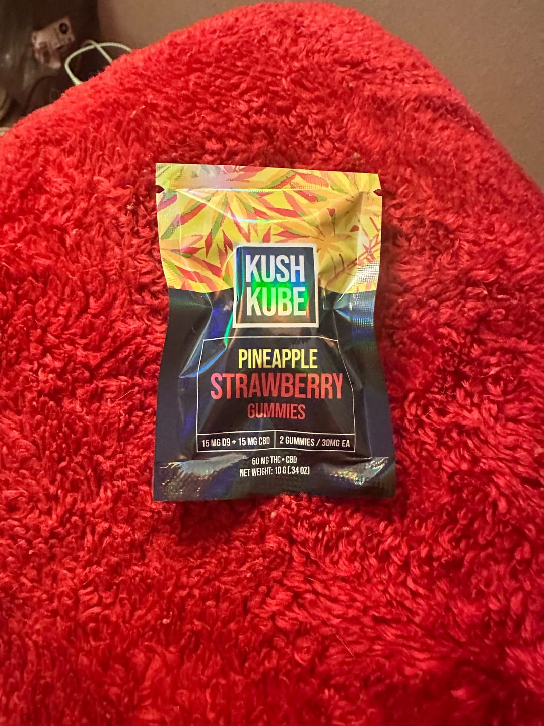 Customer photo review of Pineapple Strawberry Kush Kube - 15mg THC