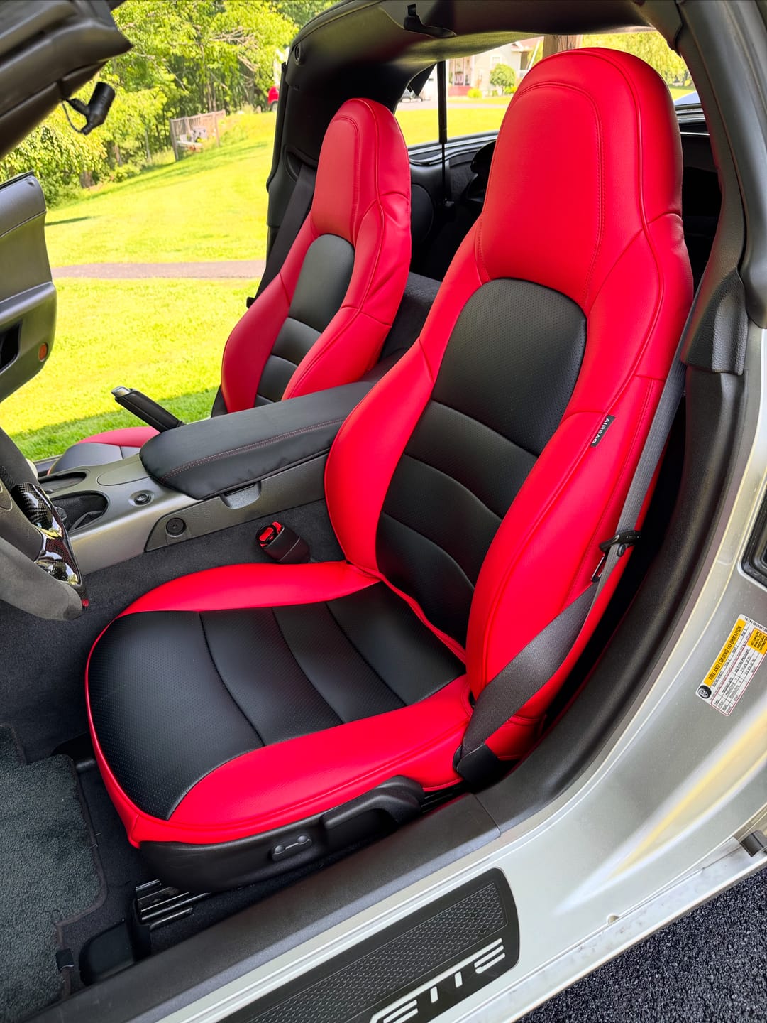 Customer photo review of Corvette C6 Custom Leather Seat Covers