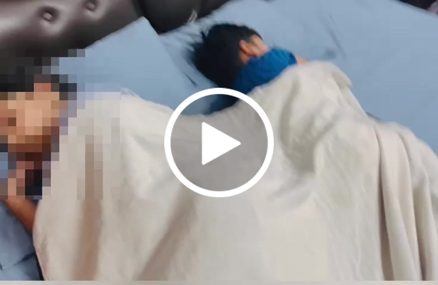 Customer video review of Flo Super Soft Bedsheet