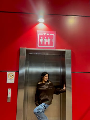 Customer photo review of SWEATER LINA CHOCOLATE (PREVENTA)