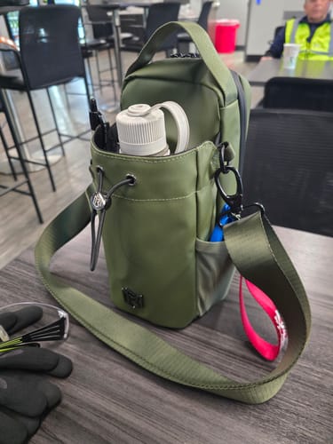 Customer photo review of MAGNETIC BOTTLE BAG