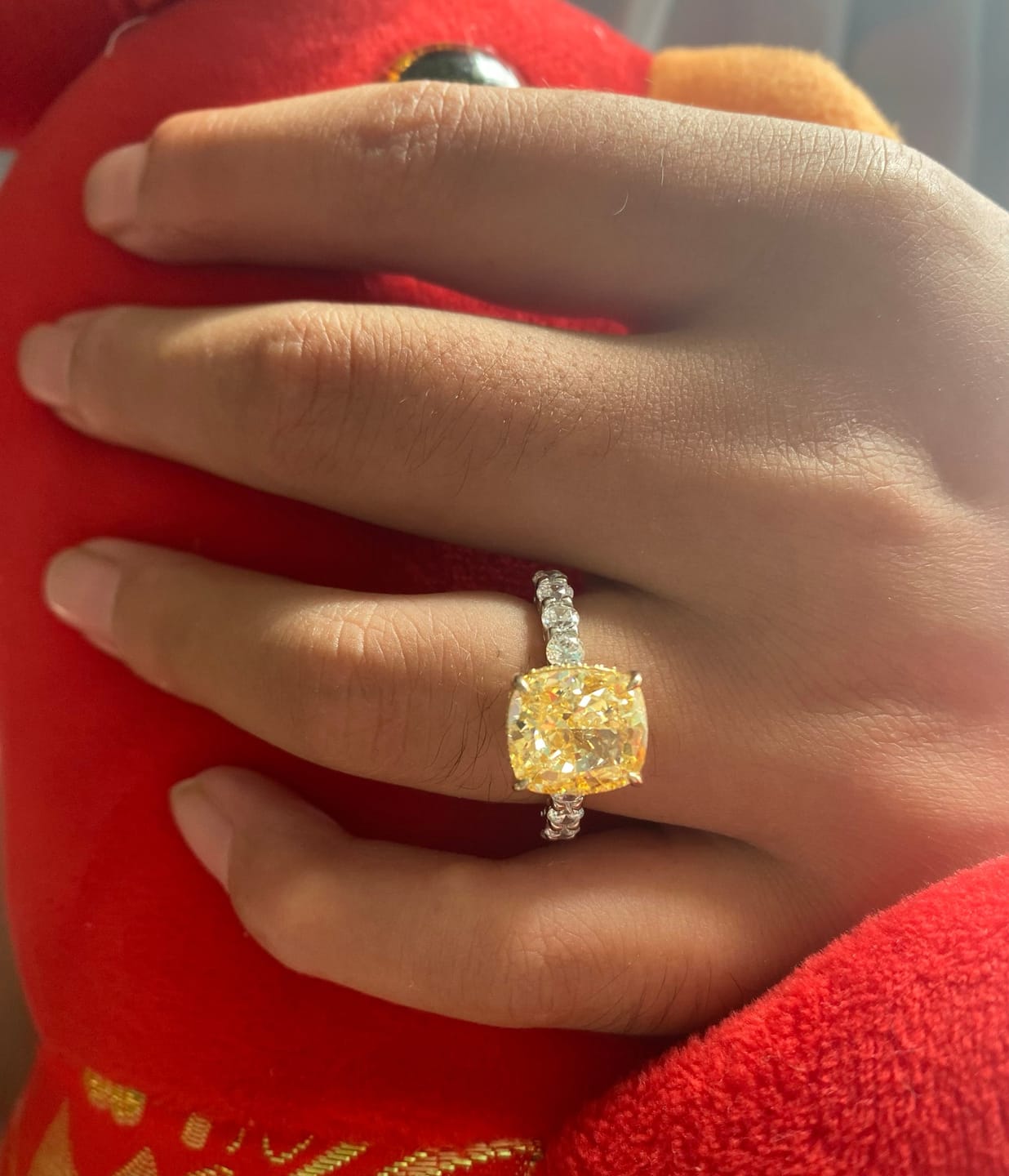 Customer photo review of Louily Stunning Two-tone Cushion Cut Yellow Sapphire Engagement Ring