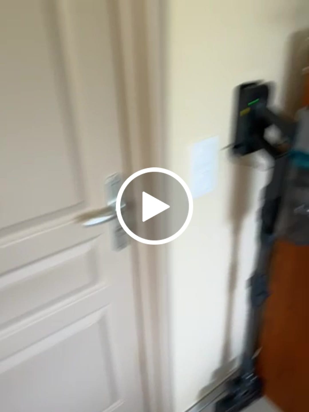 Customer video review of Akadama