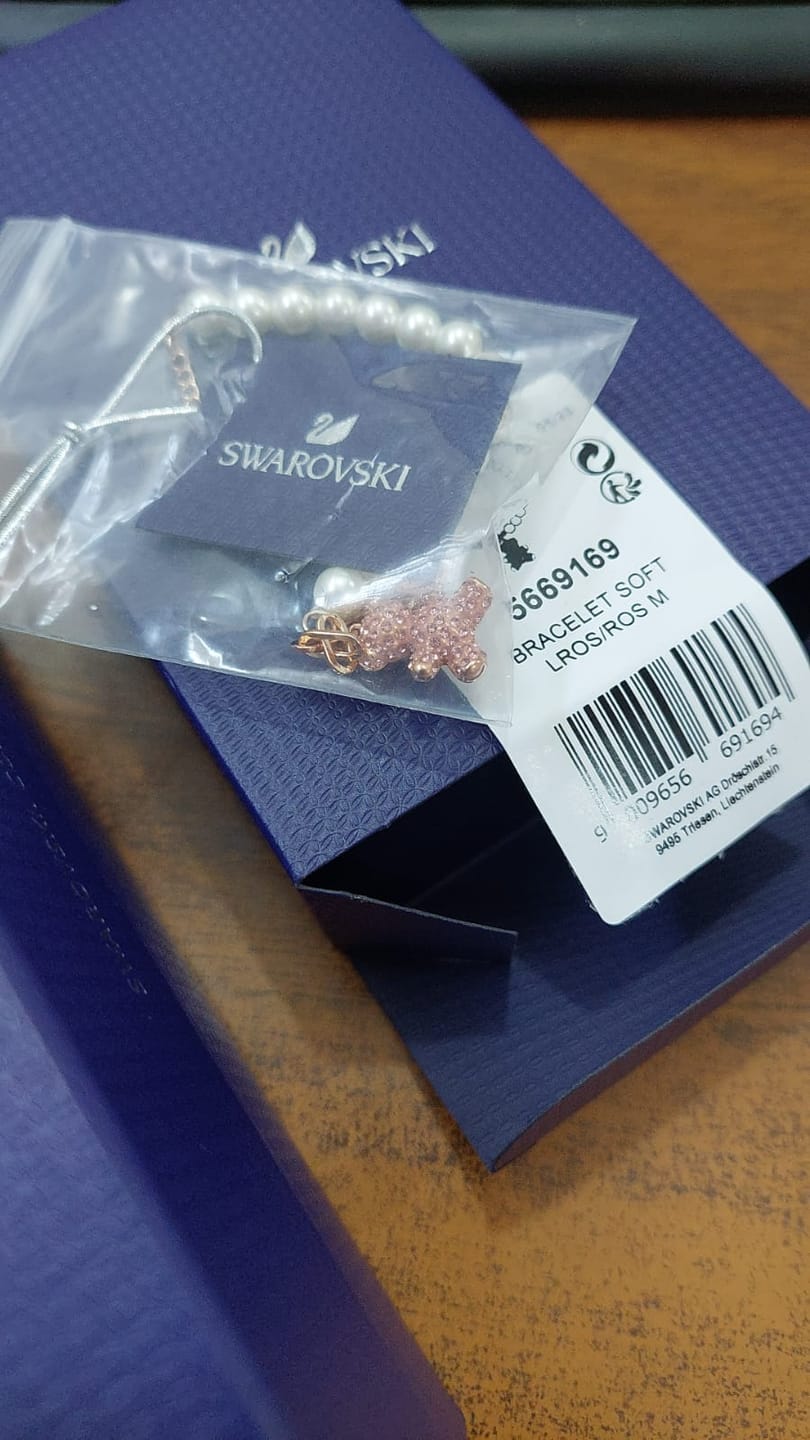 Customer photo review of PULSERA BRAZALETE TEDDY BEAR OSO SWAROVSKI PERLAS + KIT DE REGALO