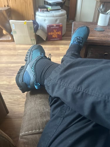 Customer photo review of Outdoor Contact 3.0® Barefoot Shoes