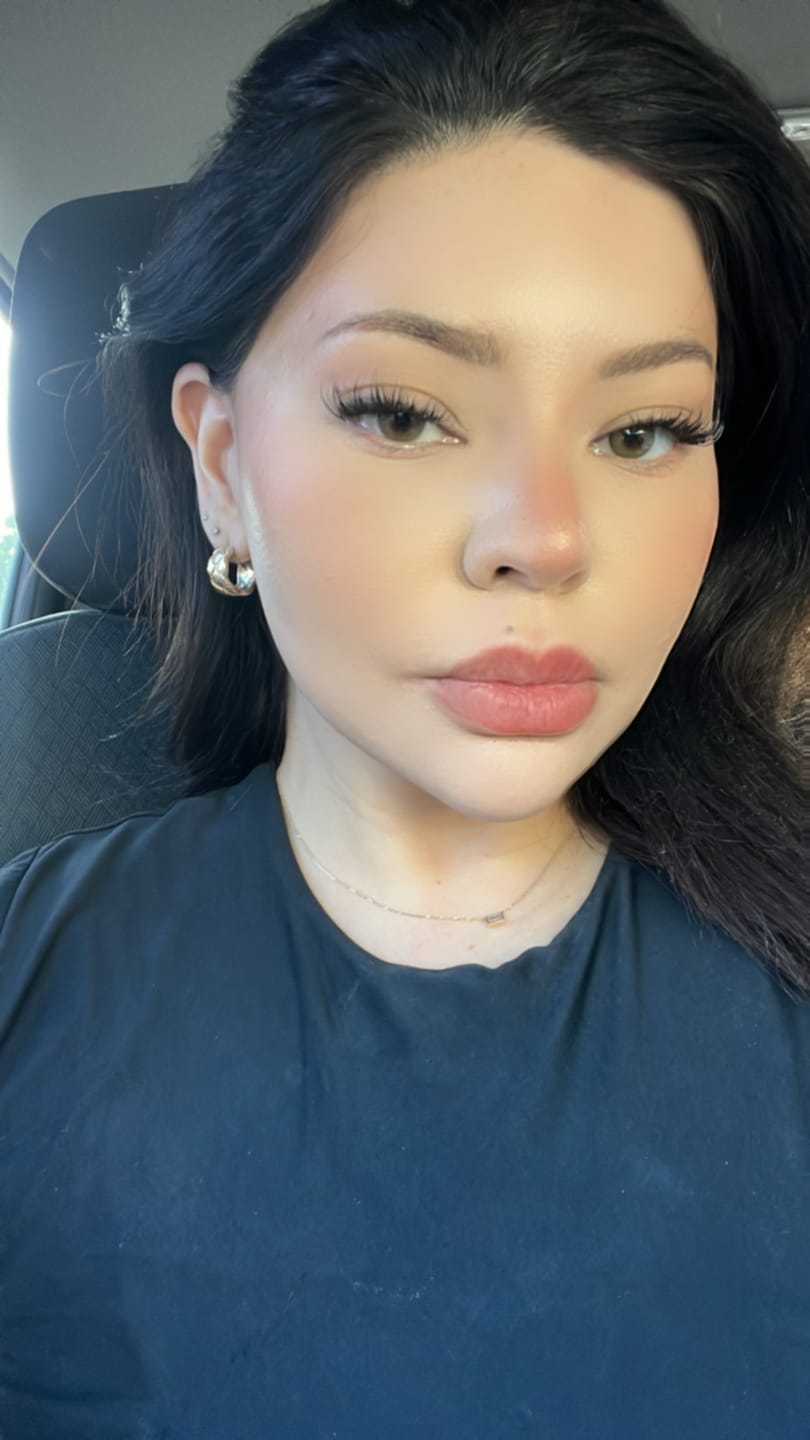 Customer photo review of Hidrocor Ocre Brown Prescription Colored Contact Lenses