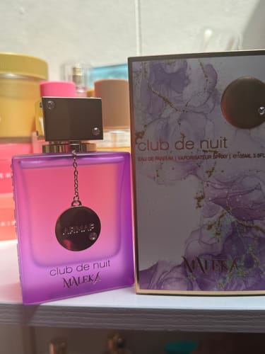Customer photo review of Armaf Club De Nuit Maleka Eau De Parfum for Women 3.6 Oz
