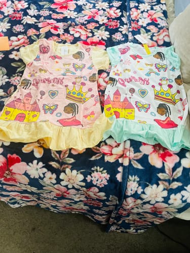 Customer photo review of Princess Castle Nightie Dress Glow-in-The-Dark Toddler 4T - 12