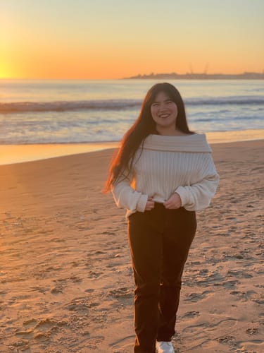 Customer photo review of SWEATER LINA CRUDO