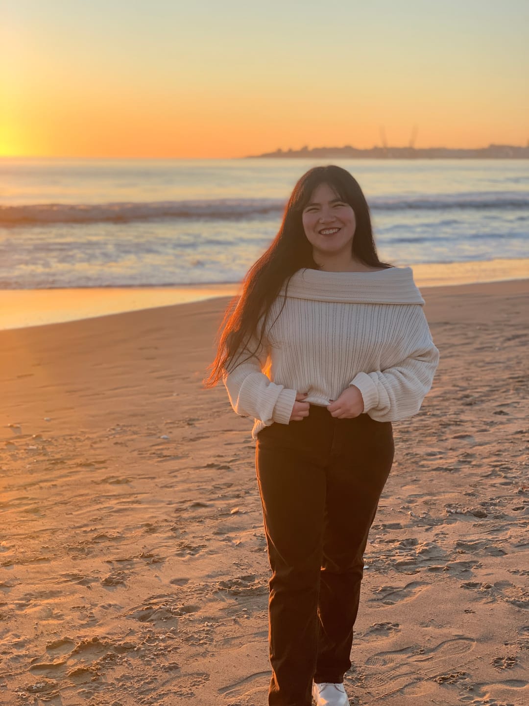 Customer photo review of SWEATER LINA CRUDO