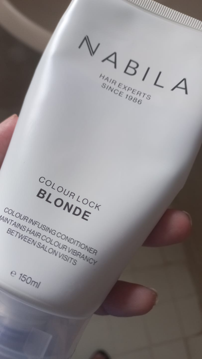 Customer photo review of NABILA Colour Lock | 150ml