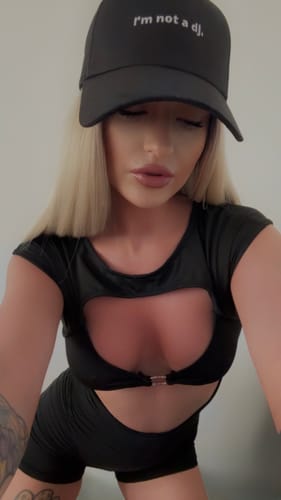 Customer photo review of NOT A DJ.