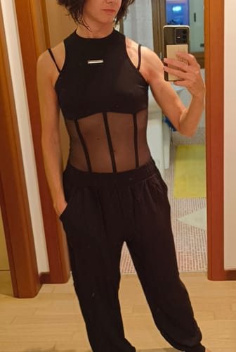 Customer photo review of Mesh patchwork gloves solid sleeveless metal tag bodysuit