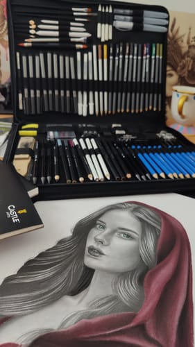 Customer photo review of 100 Piece Drawing and Sketching Graphite Pencil Art Set in Zip Up Case