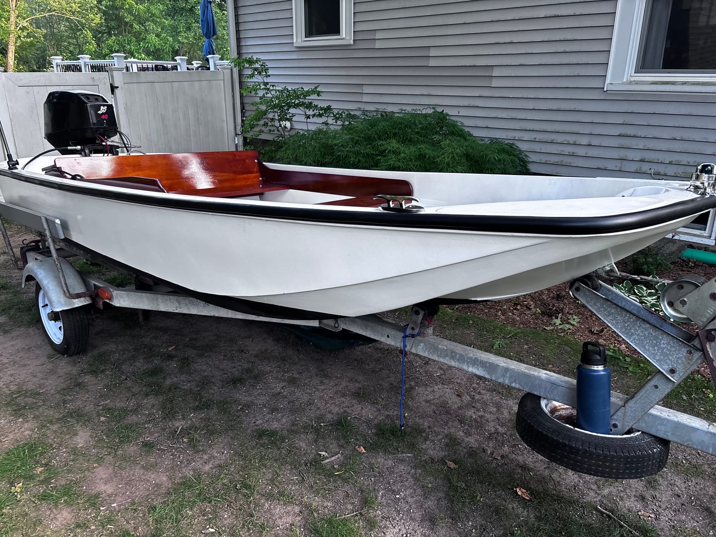 Customer photo review of Boston Whaler 3 Piece OEM Rub Rail **All Black** - Fits Classic 9' - 17'