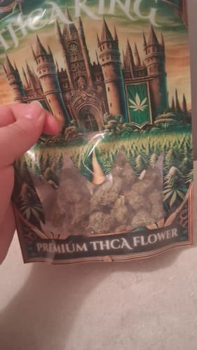 Customer photo review of Berry Blender Light Assist Greenhouse THCA Flower Full Size Buds