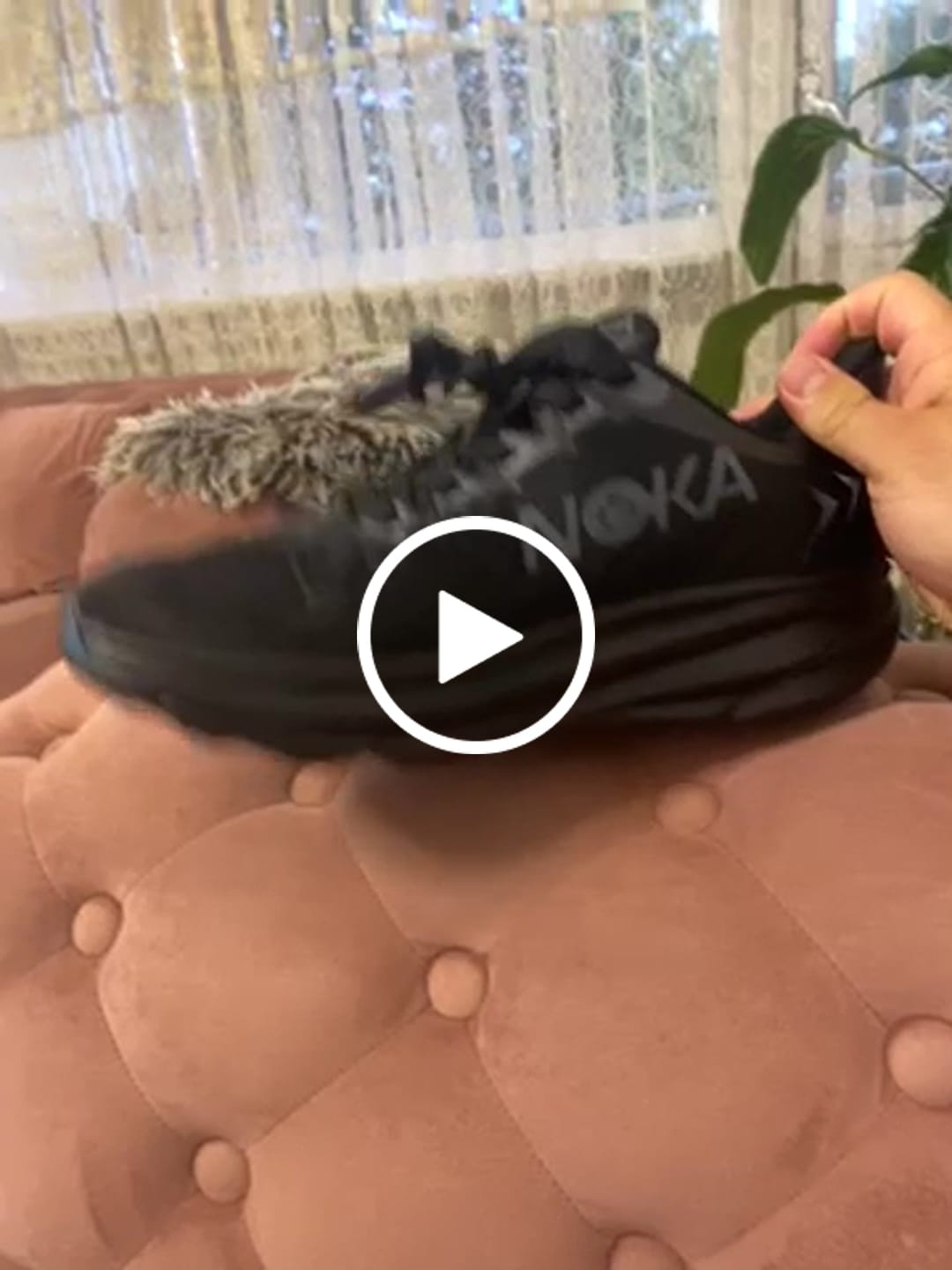 Customer video review of NOKA V1 Träningsskor