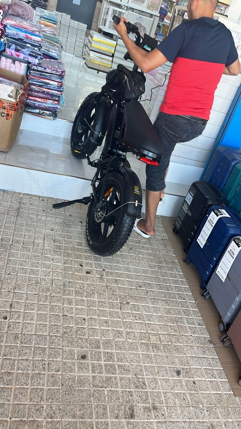 Customer photo review of S8 Vintage Vélo électrique de route 500W, Ebike 48V 15Ah avec batterie au lithium amovible, autonomie de 50 km, pneu large tout-terrain de 20 pouces.