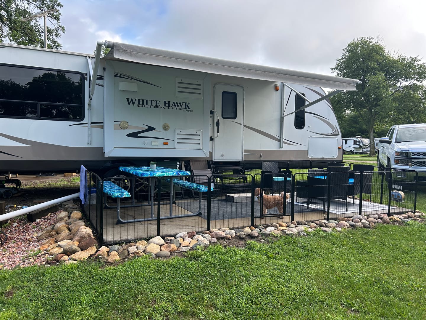 Customer photo review of Instant Dog Playpen for RV Trips