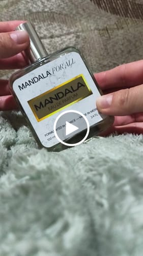 Customer video review of Twilight Crystals - Inspirado en BACCARAT ROUGE 540 de MFK 100ml-