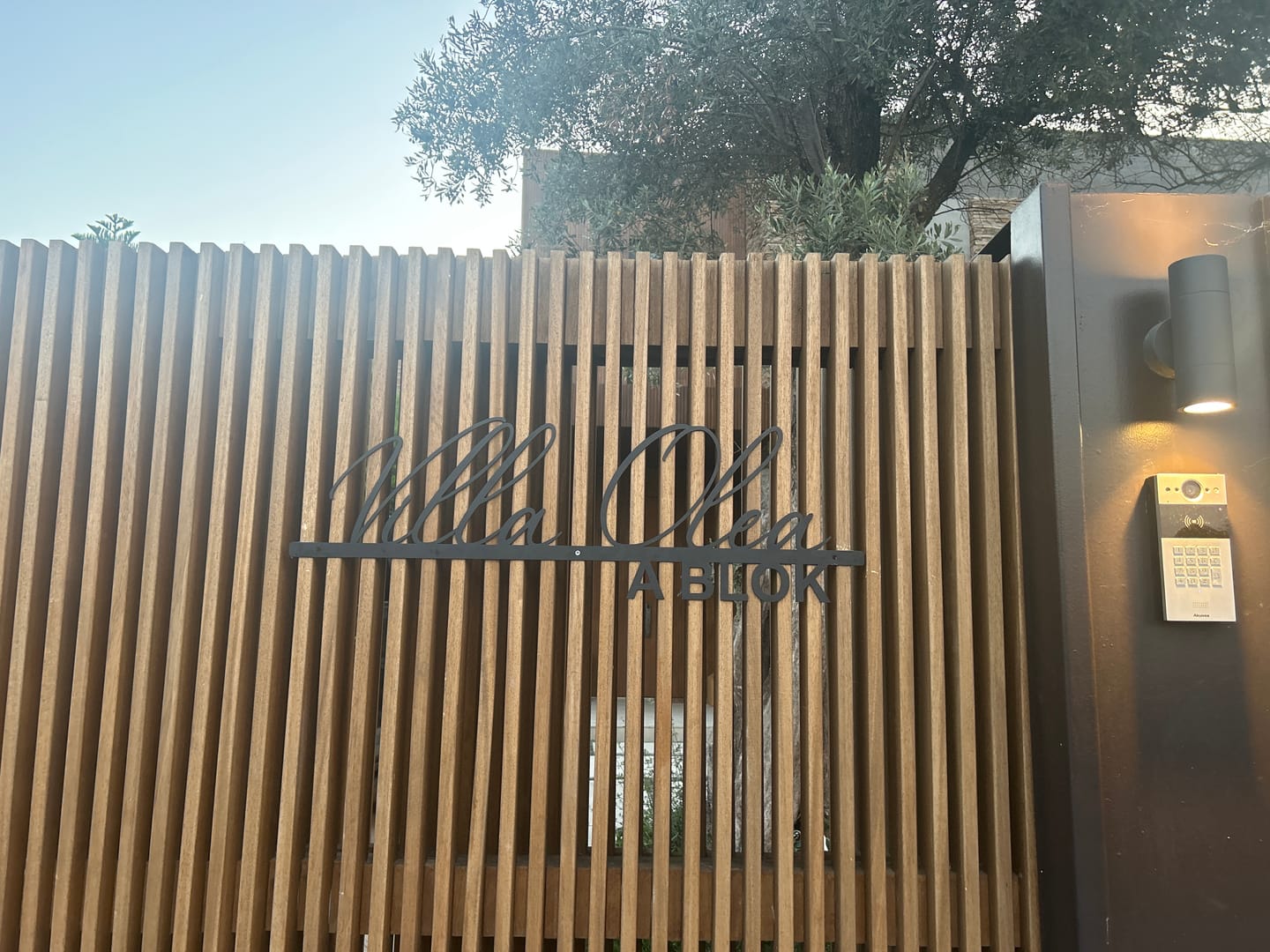 Customer photo review of Kişiye Özel Metal Villa İsimliği