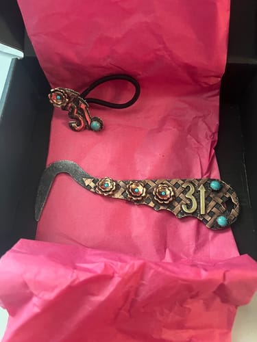 Customer photo review of Brand Hair Tie