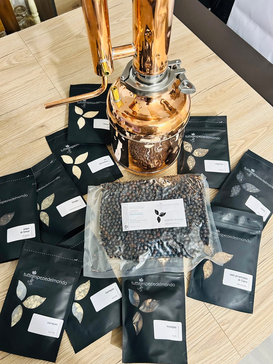Customer photo review of Copper moonshine still 0.63G (2.4L) Flavor-still
