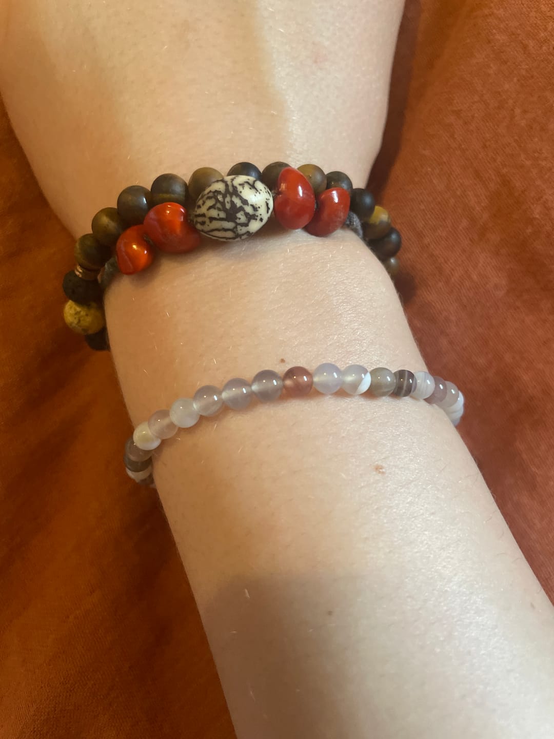 Customer photo review of Bracelet Agate du Botswana "Ancrage Apaisant"