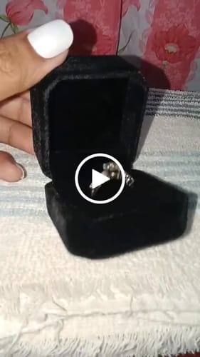 Customer video review of Premium Box