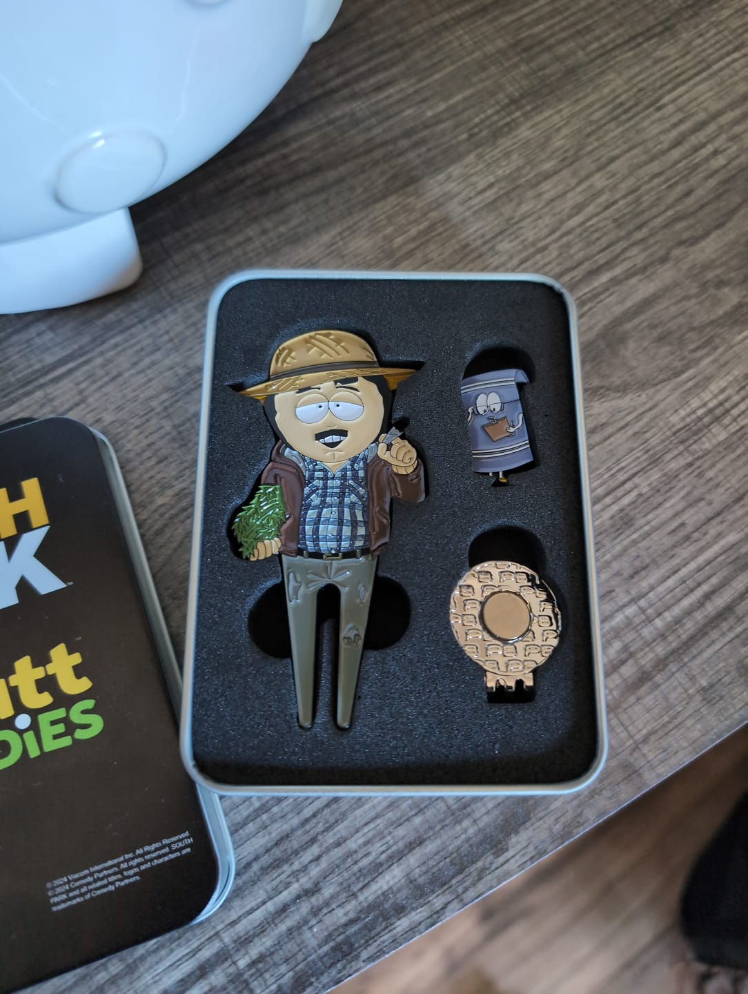 Customer photo review of Farmer Randy Divot Tool w/ Towelie Ball Marker