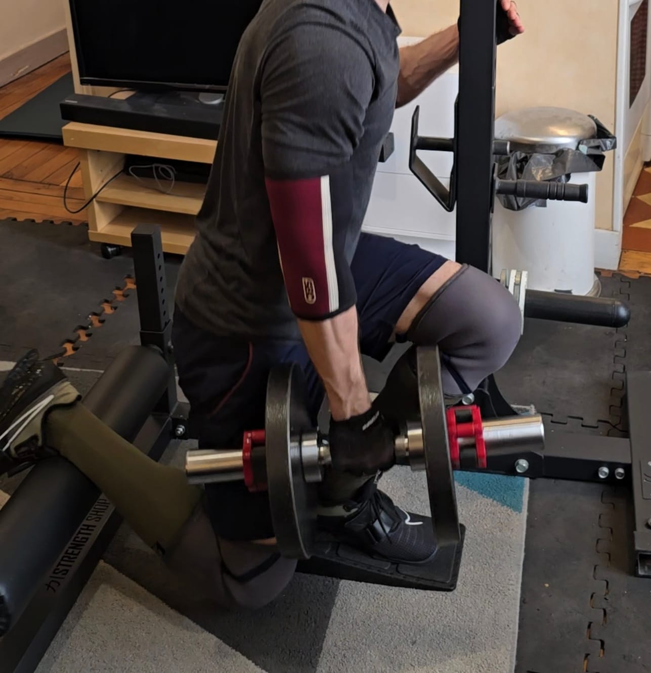 Customer photo review of Bulgarian Single Leg Squat Stand