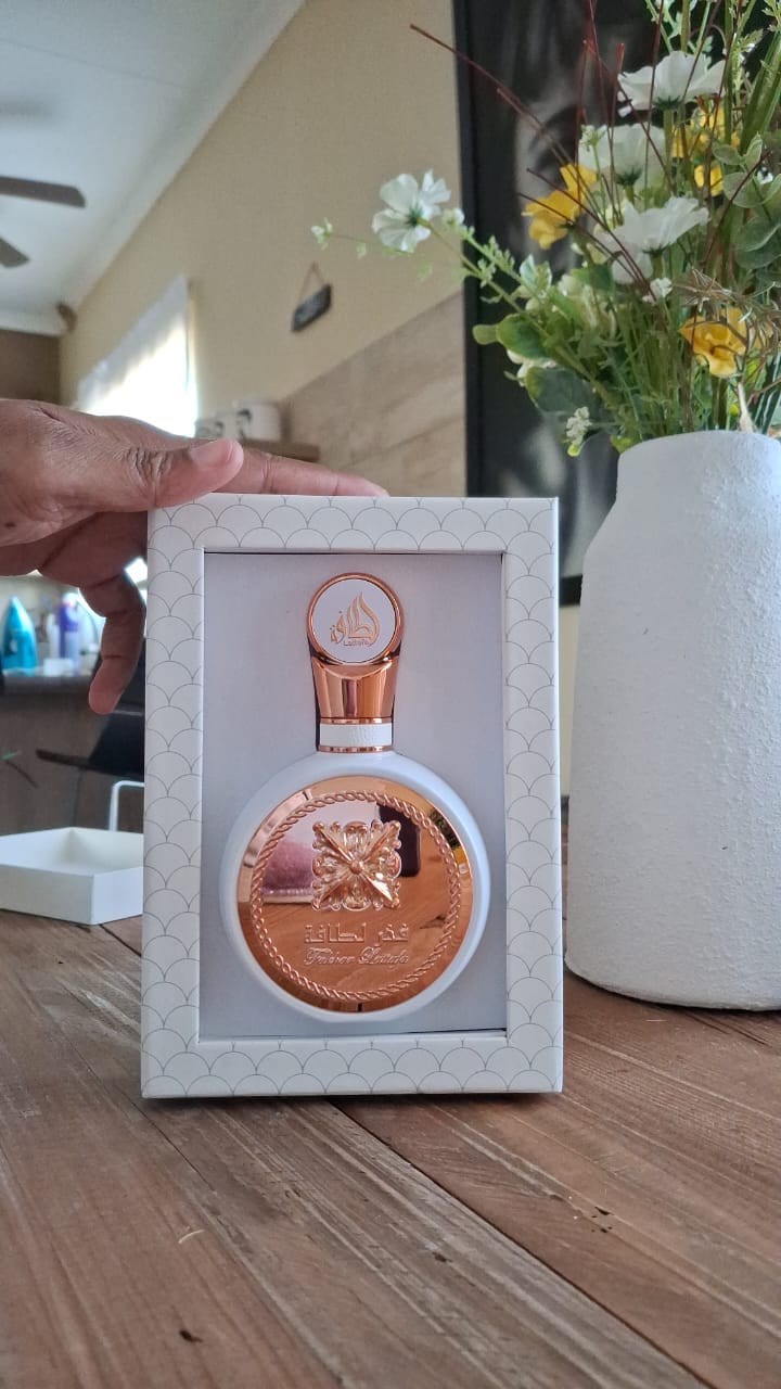 Customer photo review of Fakhar Femme EDP 100ml
