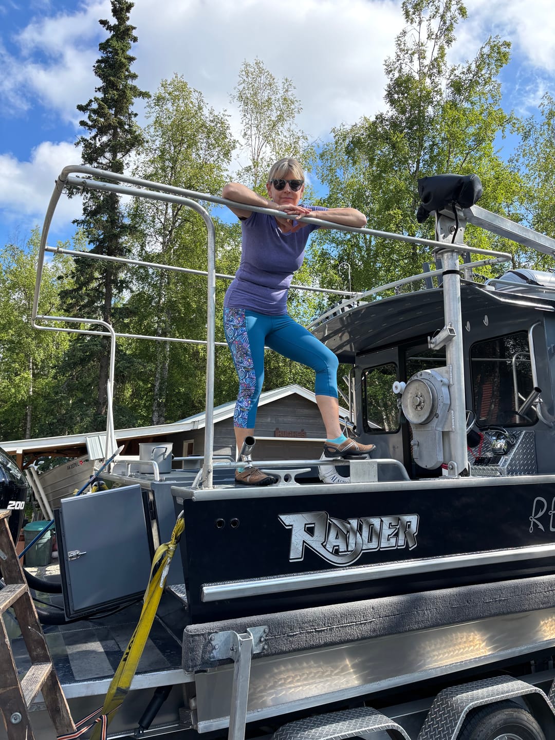 Customer photo review of Enchanted Grayling Pocket Capri Leggings