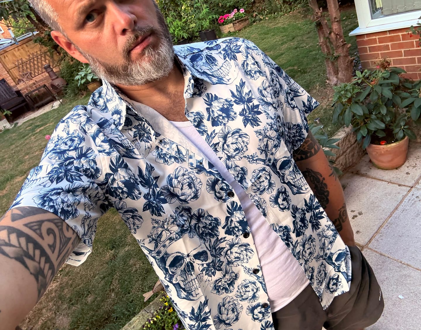 Customer photo review of Men's Punk Rock Crown Floral Skull Print Short Sleeve Shirt