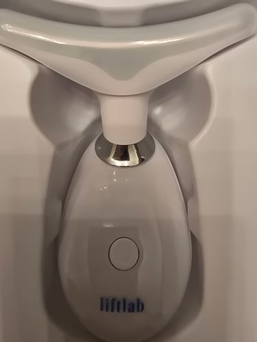 Customer photo review of Liftlab Face Sculpting Tool + Free Serum