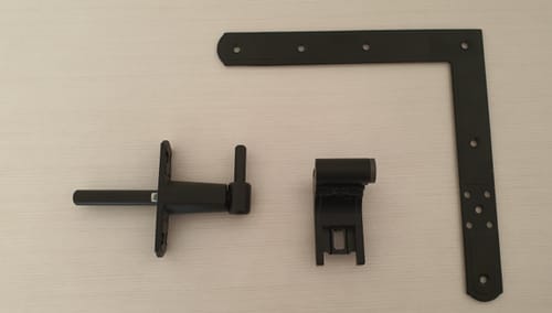 Customer photo review of Escuadra de refuerzo derecha negra para contraventanas con 150mm de distancia de fijación