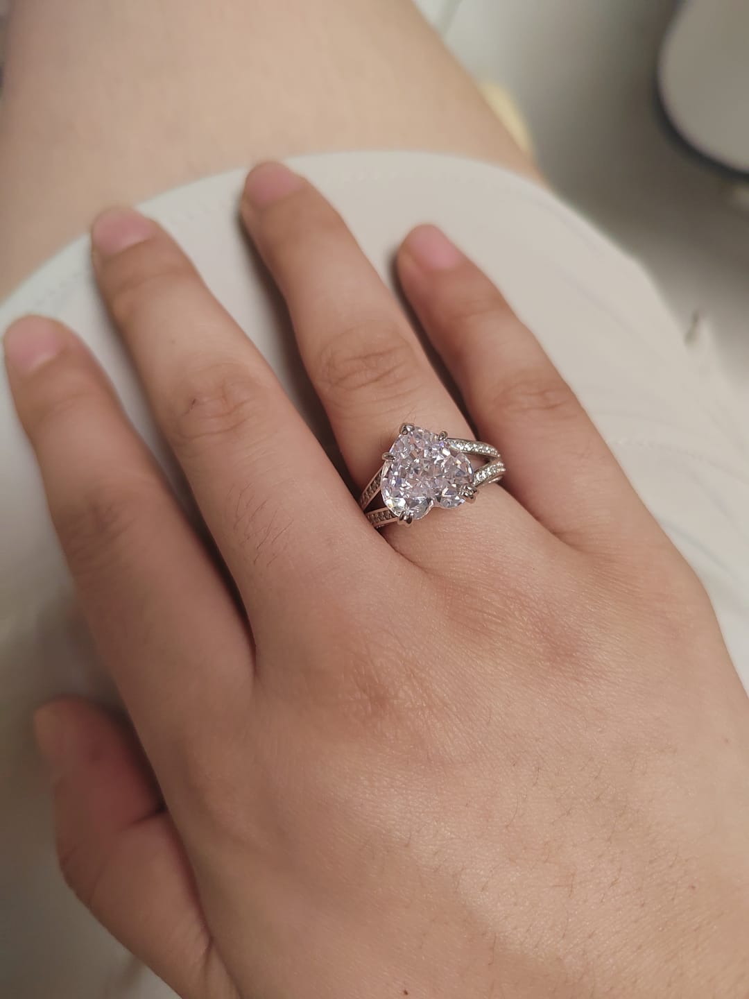 Customer photo review of Louily Exquisite 5.0 Carat Heart Cut Engagement Ring In Sterling Silver