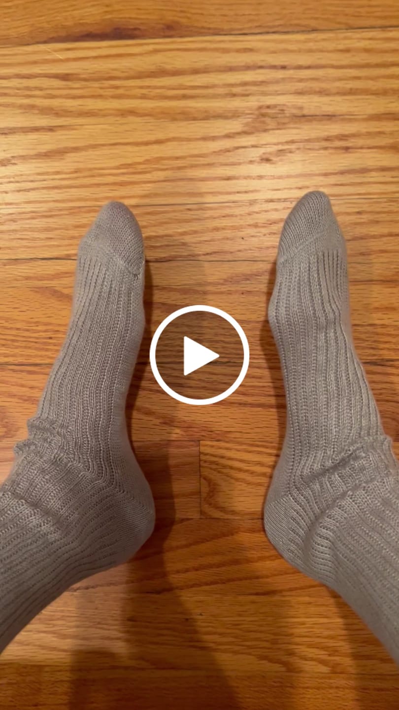 Customer video review of Trouser Socks • Thin Gauge Linen
