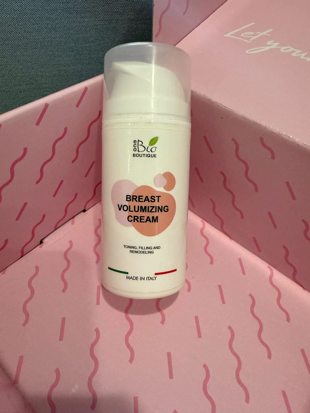 Customer photo review of Crema Voluminizadora de Pecho
