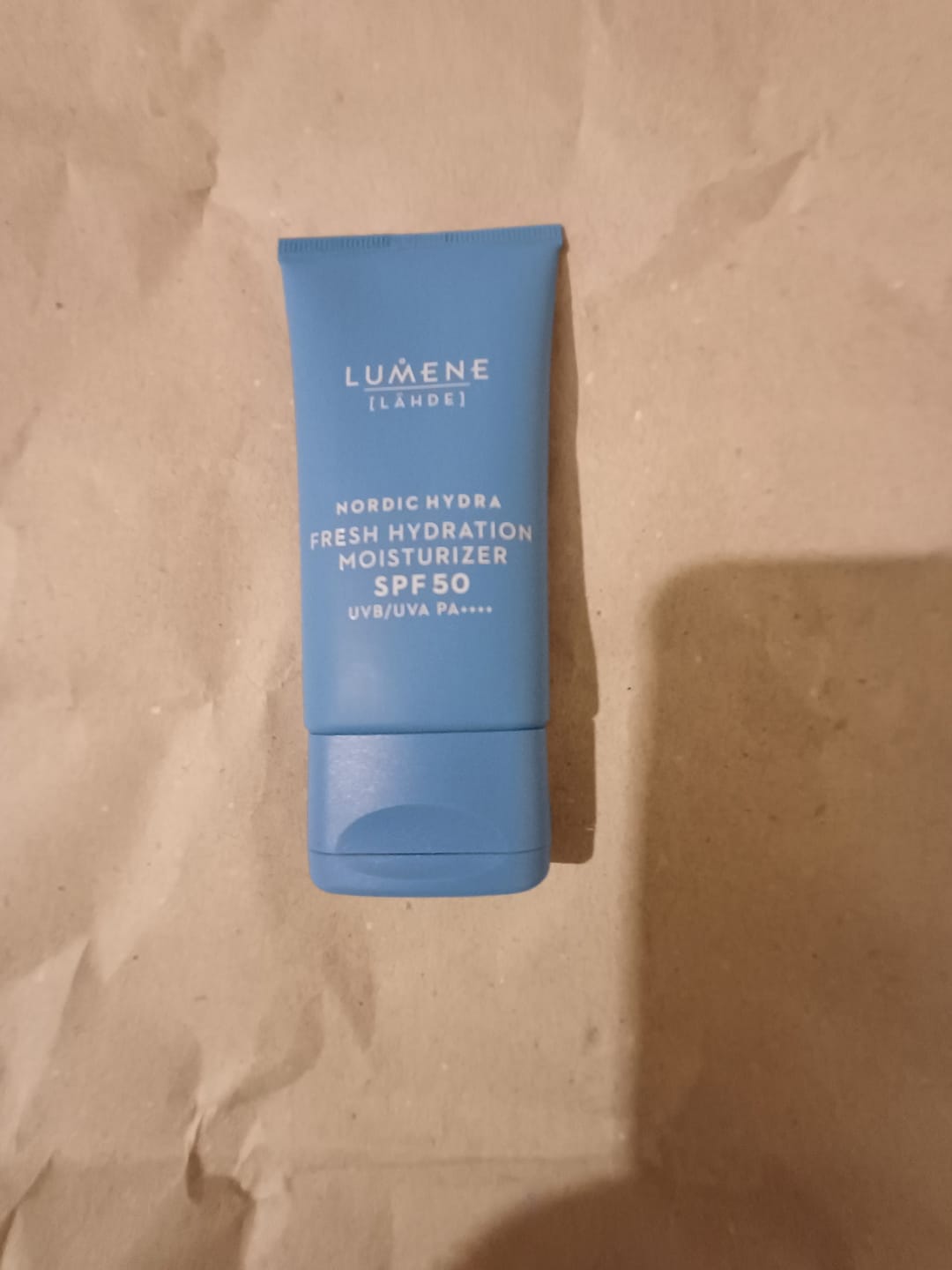 Customer photo review of Интензивно хидратиращ флуид с висока слънцезащита SPF50 Lumene NORDIC HYDRA Lahde