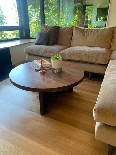 Customer photo review of Round Coffee Table with Y Base