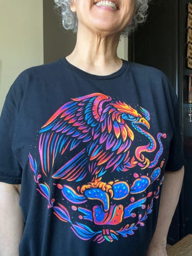 Customer photo review of Neon Aguila T-Shirt