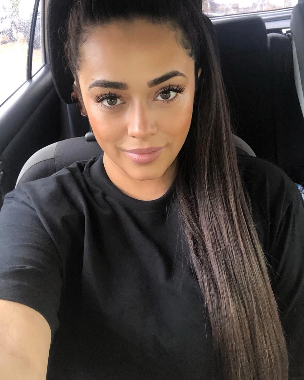 Customer photo review of Sleek Pony 26"