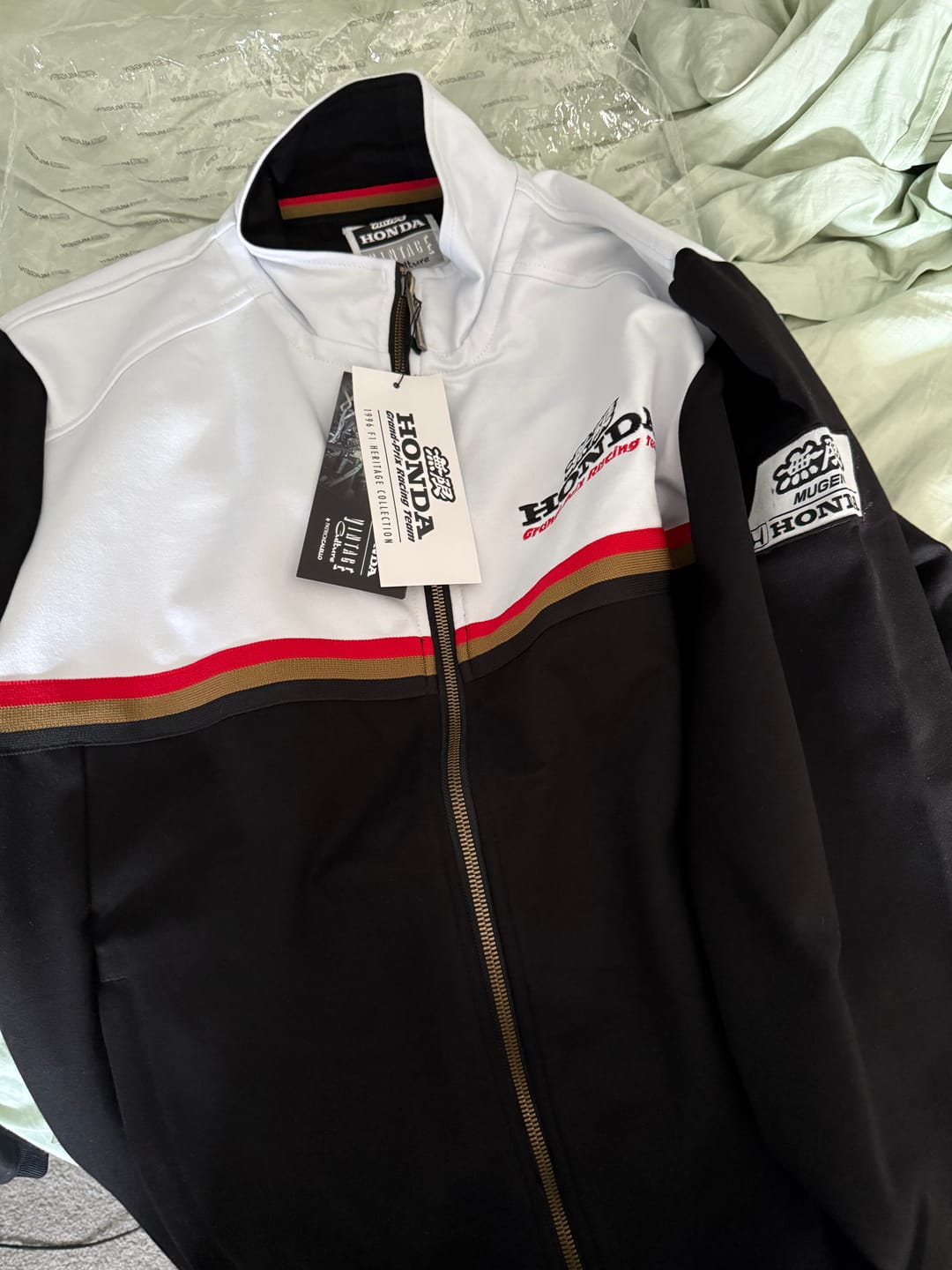 Customer photo review of 1996 Mugen-Honda F1 Team Light Jacket