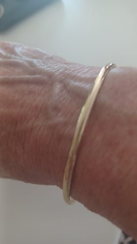 Customer photo review of Classic Gold Bangle