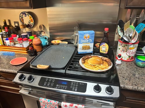 Customer photo review of Cousin T's Buttermilk Gourmet Pancake Mix